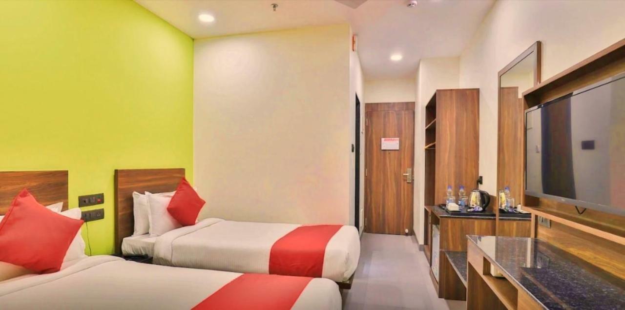 Genx Surat By 1589 Hotels Palsana  Exterior photo