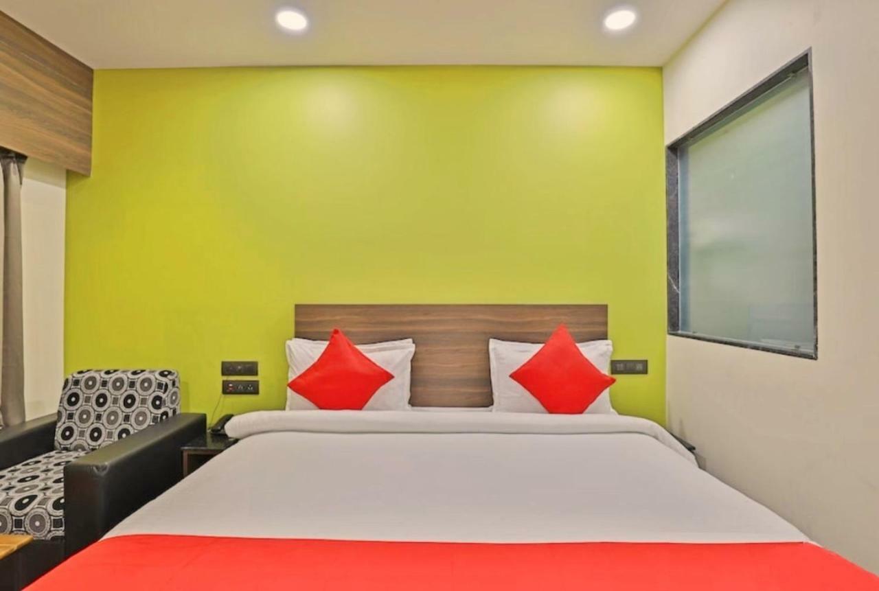 Genx Surat By 1589 Hotels Palsana  Exterior photo